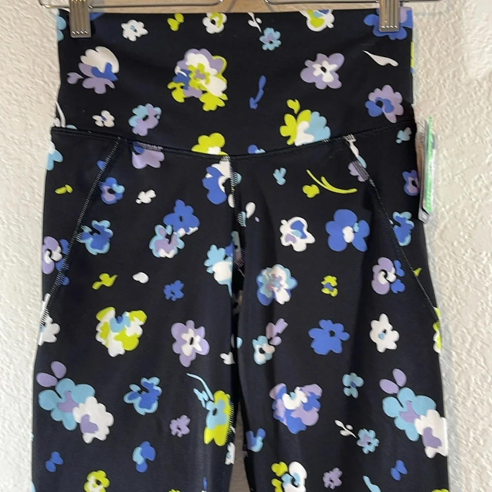 Champion Women's Sport Floral Print Knee Tight Size Small NEW - Picture 4 of 14